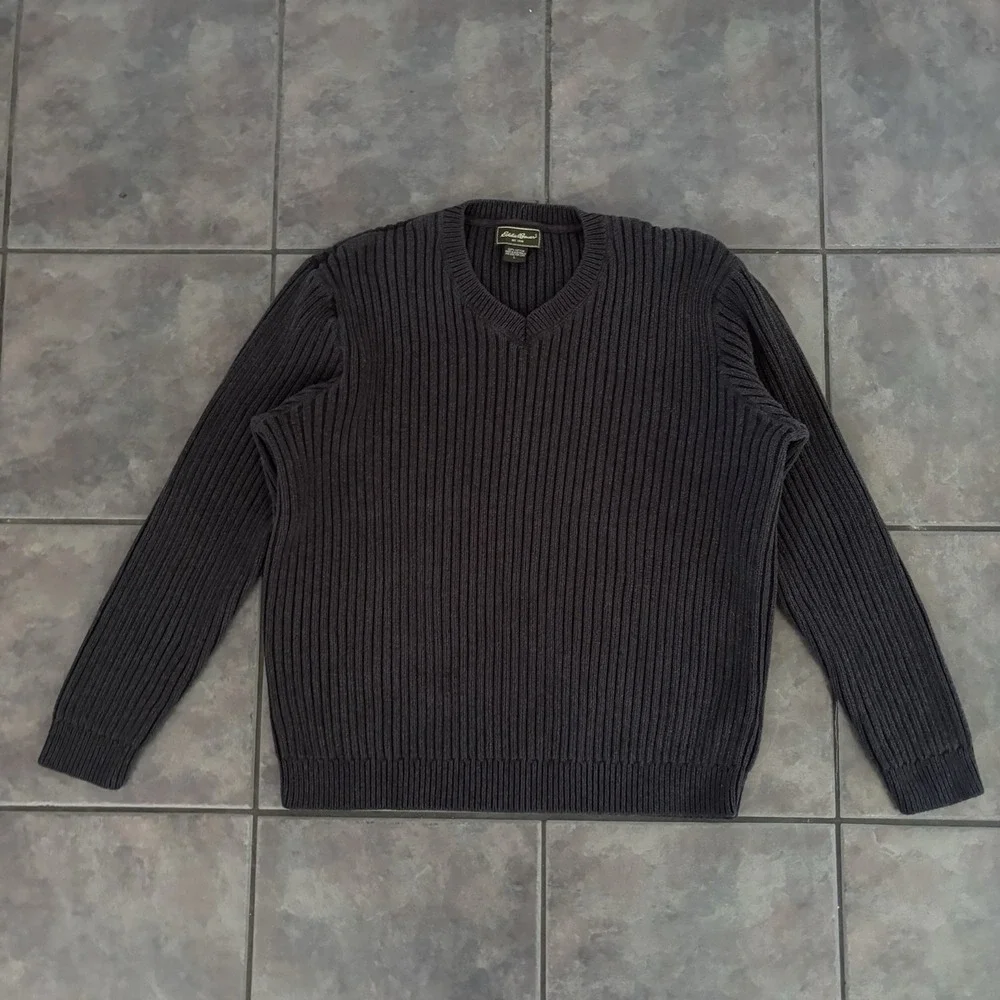 Eddie Bauer L Sweater Mens V-Neck Charcoal‎ Gray Knit  Ribbed Heavyweight  Y2K